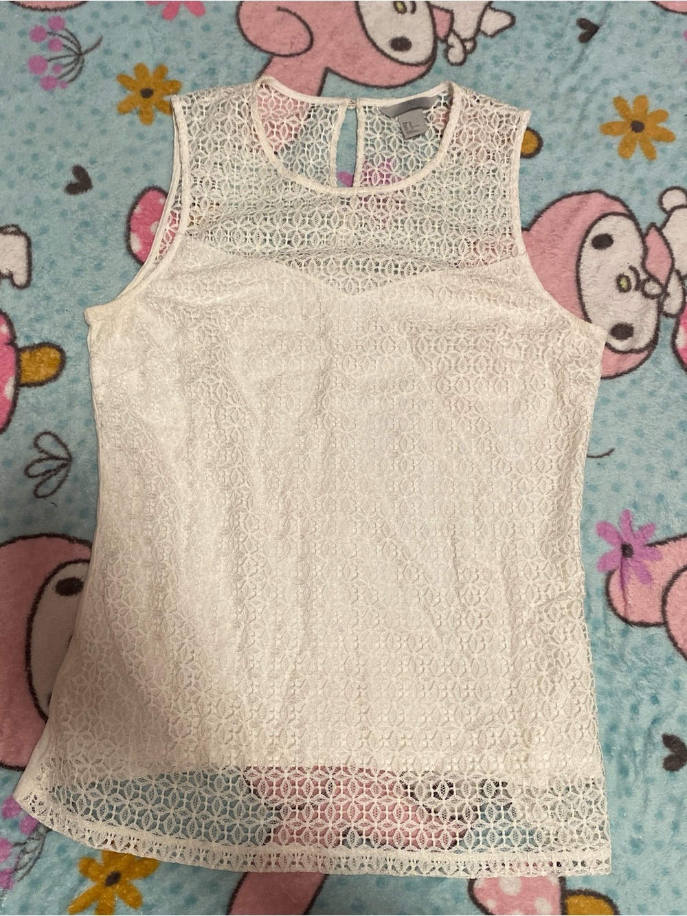 H&M Cream Lace Sleeveless Top